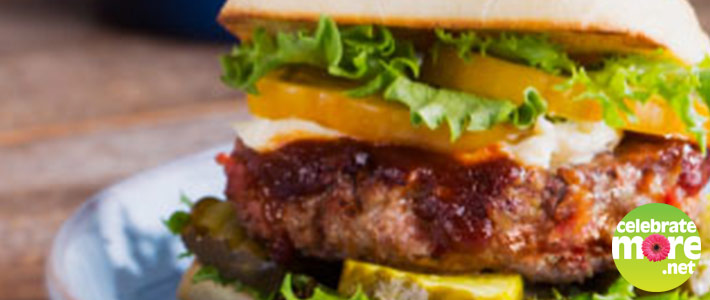 Build Your Best Burger CelebrateMORE Com   BurgerBuild 